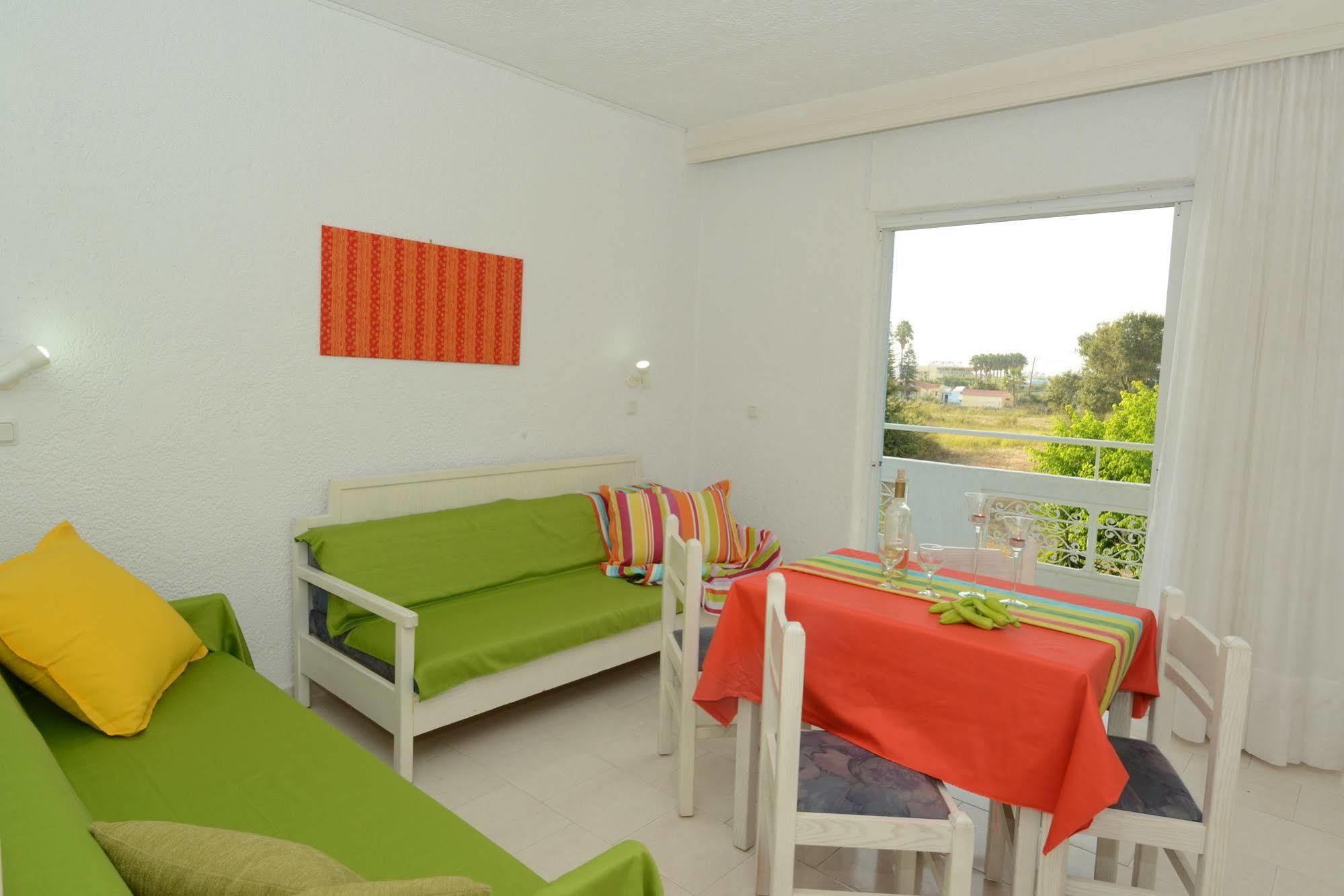 Golden Star Relax Hotel - Adults Only 16 Plus Tigaki 外观 照片